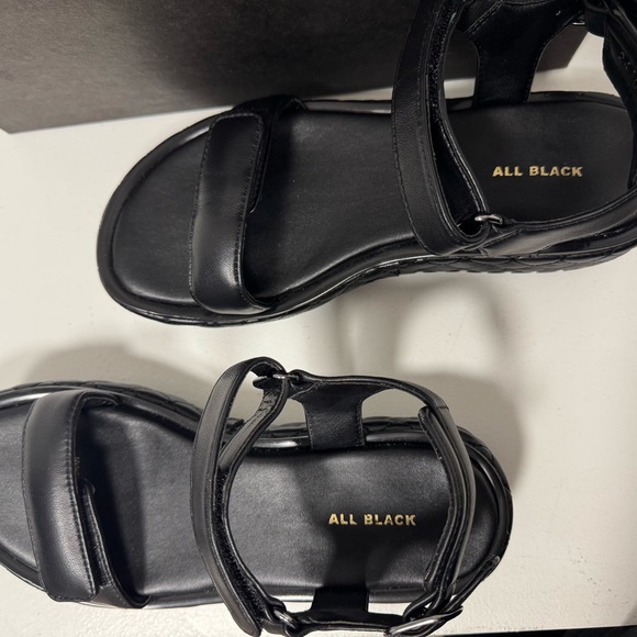 All Black Brand Quilted Pattern Platform Sandals with Adjustable Velcro Straps - Picture 2 of 4